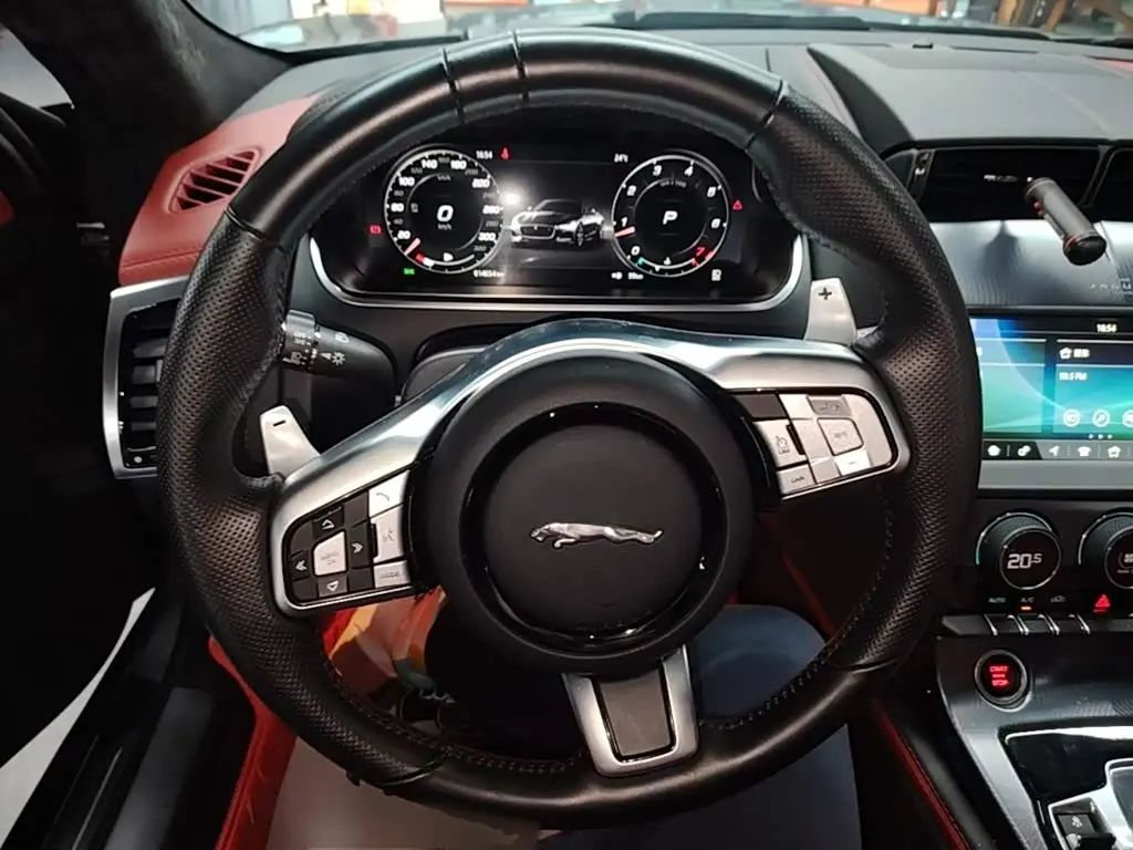 Jaguar F-TYPE 2023 — Фото 10/19