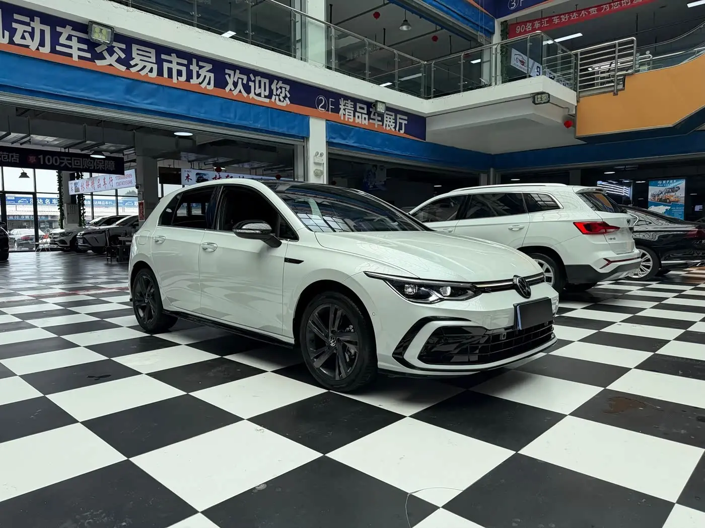 Volkswagen Golf 2022 — Photo 3/20