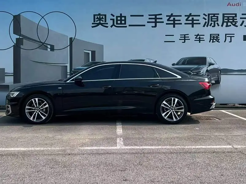 Audi A6L 2023 — Photo 4/12