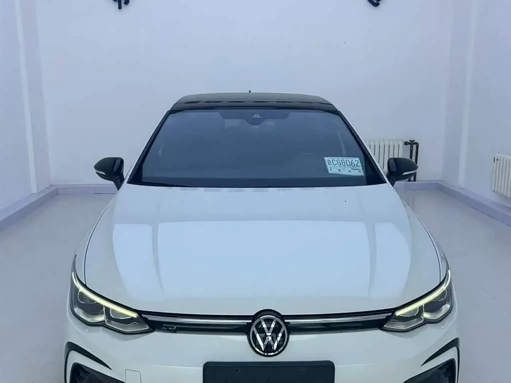 Volkswagen Golf 2022 — Photo 16/19