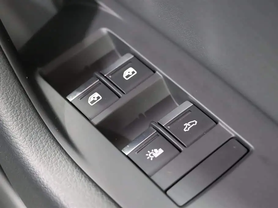 Audi A6L 2020 — Photo 13/20
