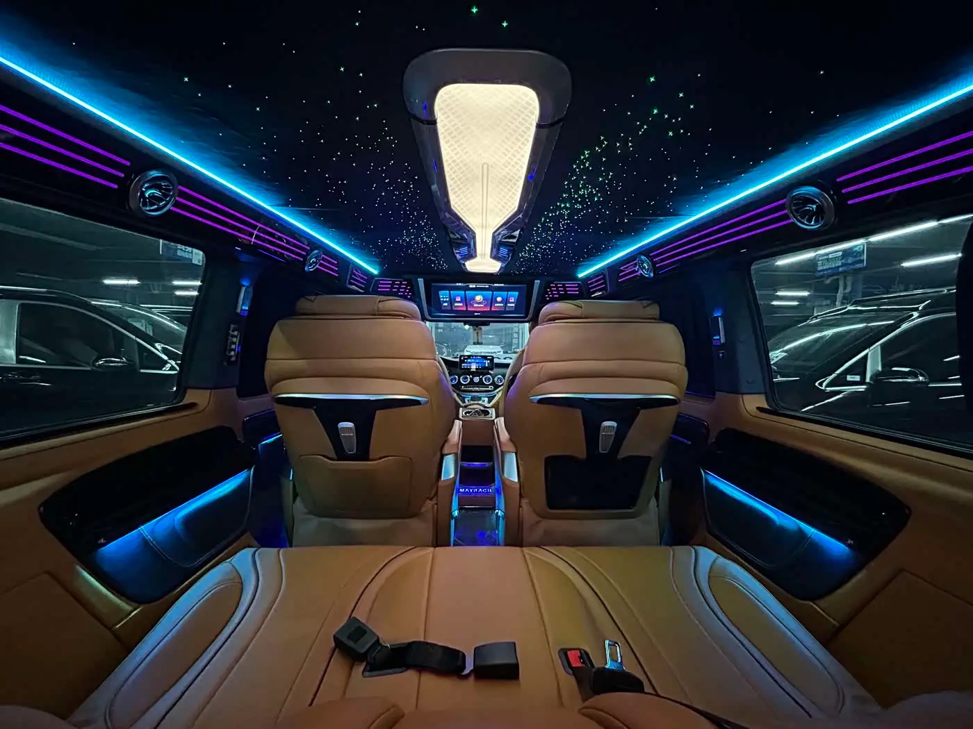Mercedes-Benz Vito 2023 — Photo 20/20