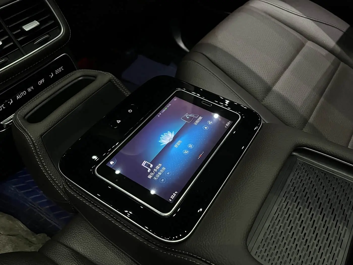 Mercedes-Benz GLE 2022 — Фото 14/20