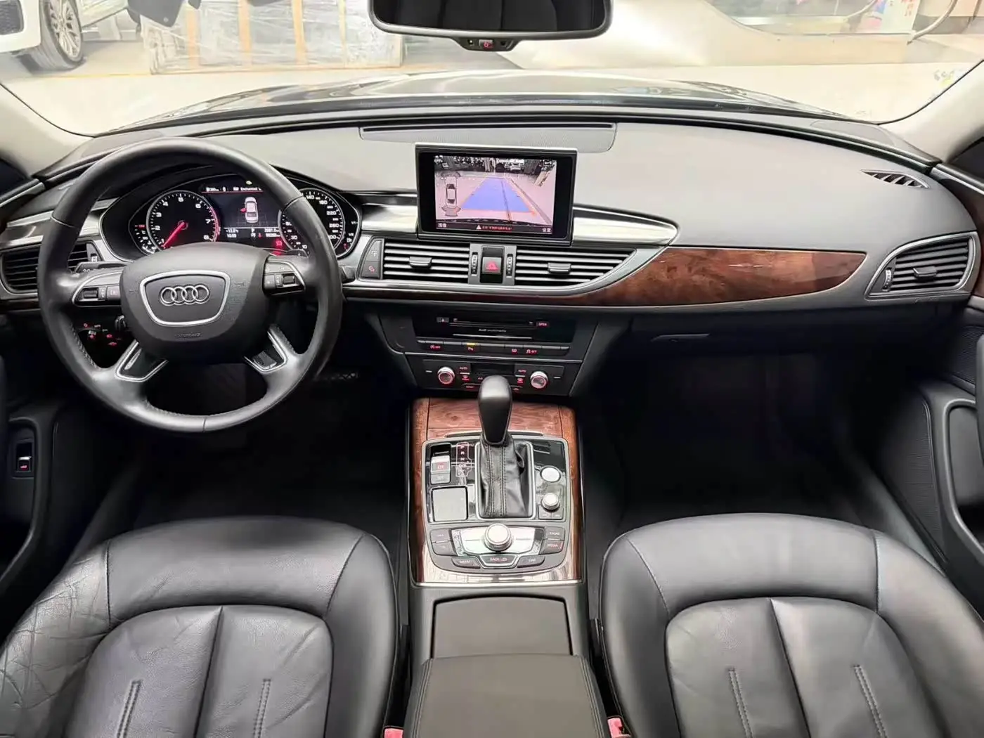 Audi A6L 2016 — Photo 6/20