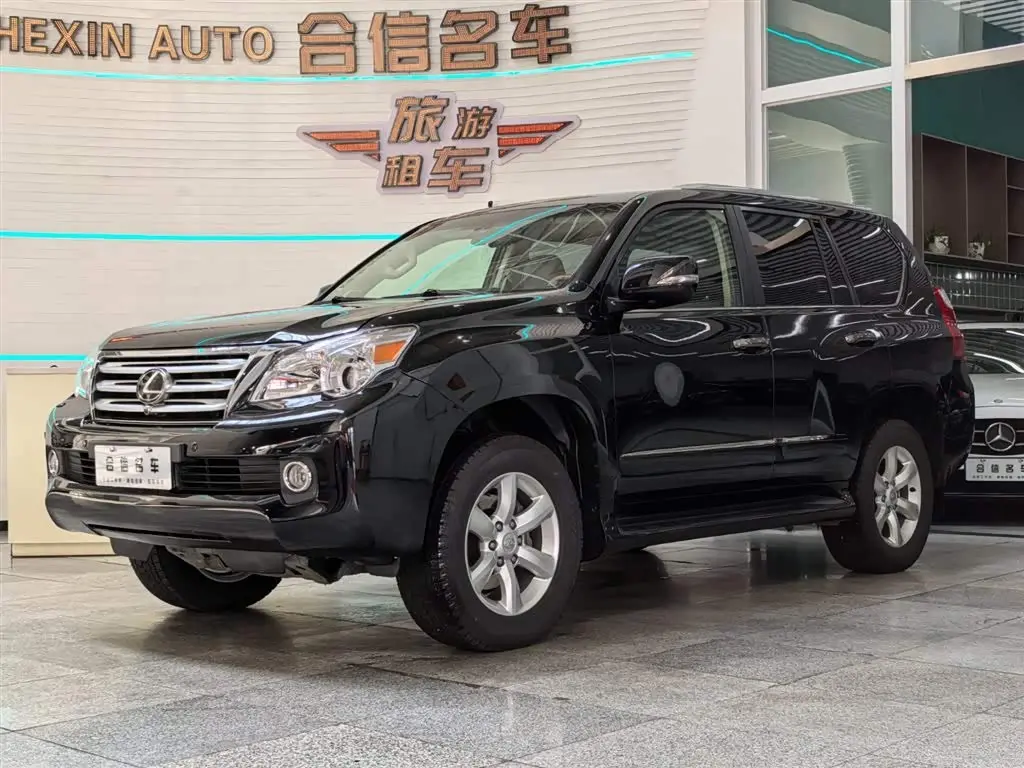 Lexus GX 2012 — Photo 1/9