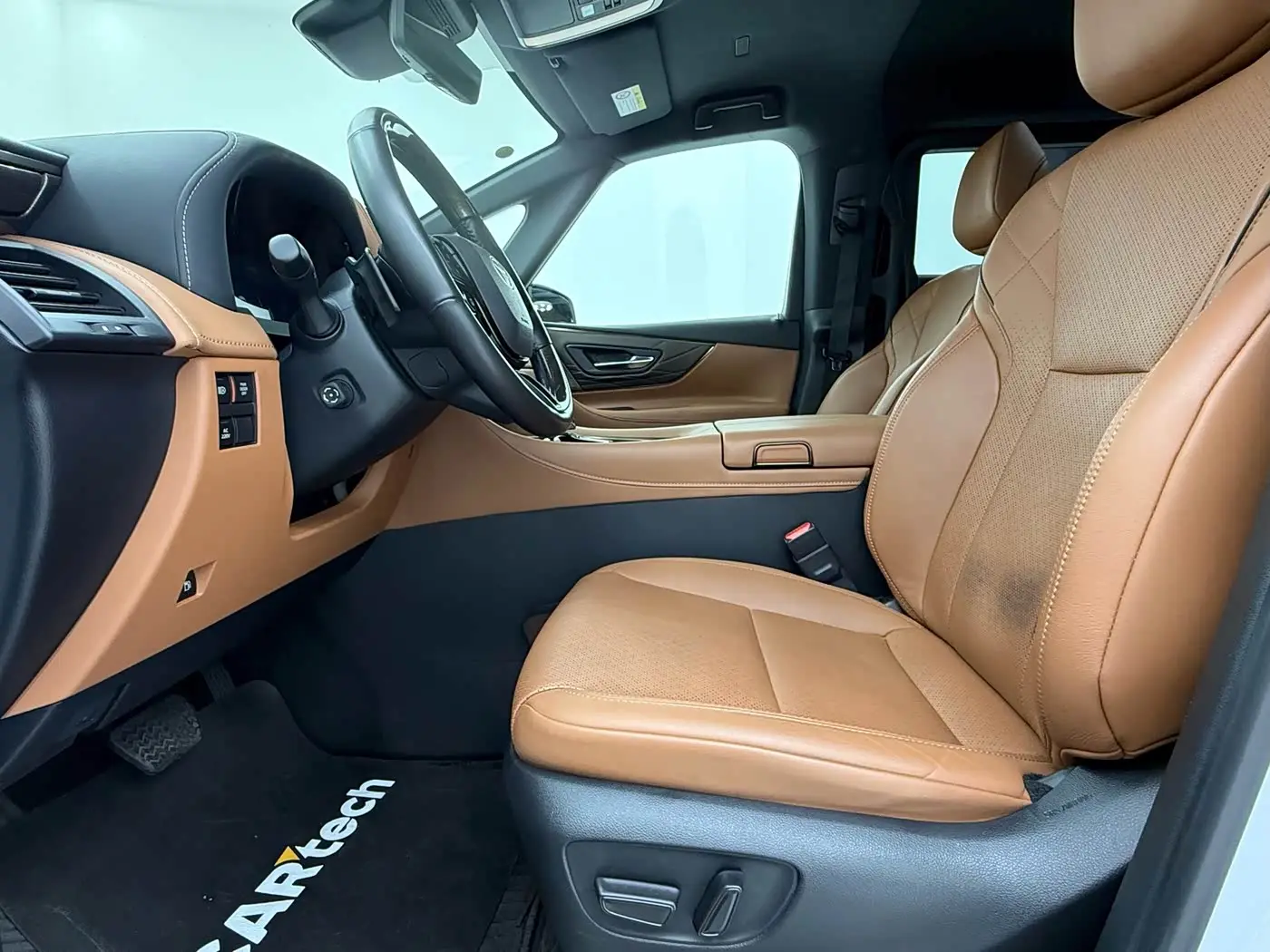 Toyota Alphard 2023 — Şəkil 9/20