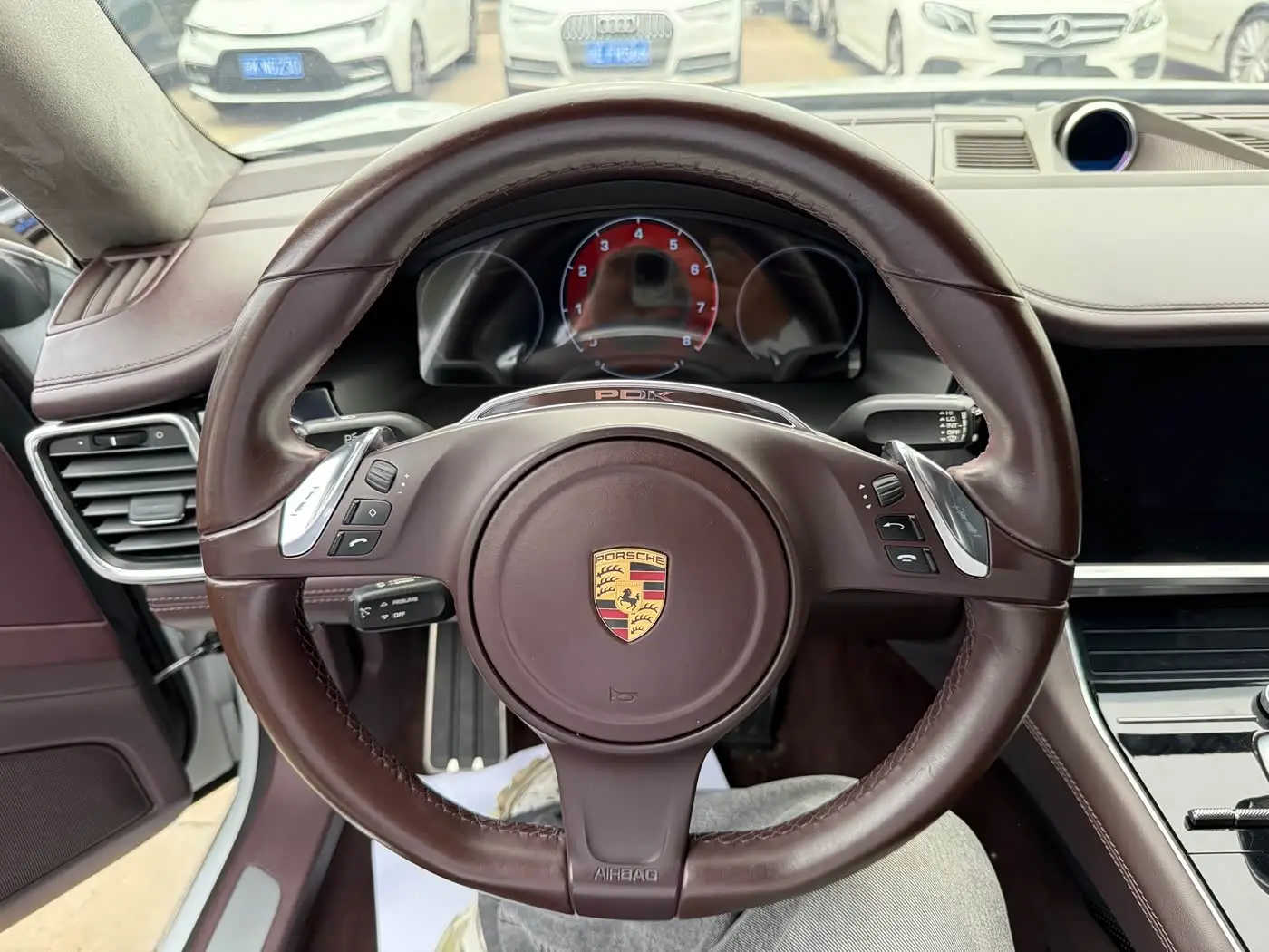 Porsche Panamera 2016 — Фото 7/17