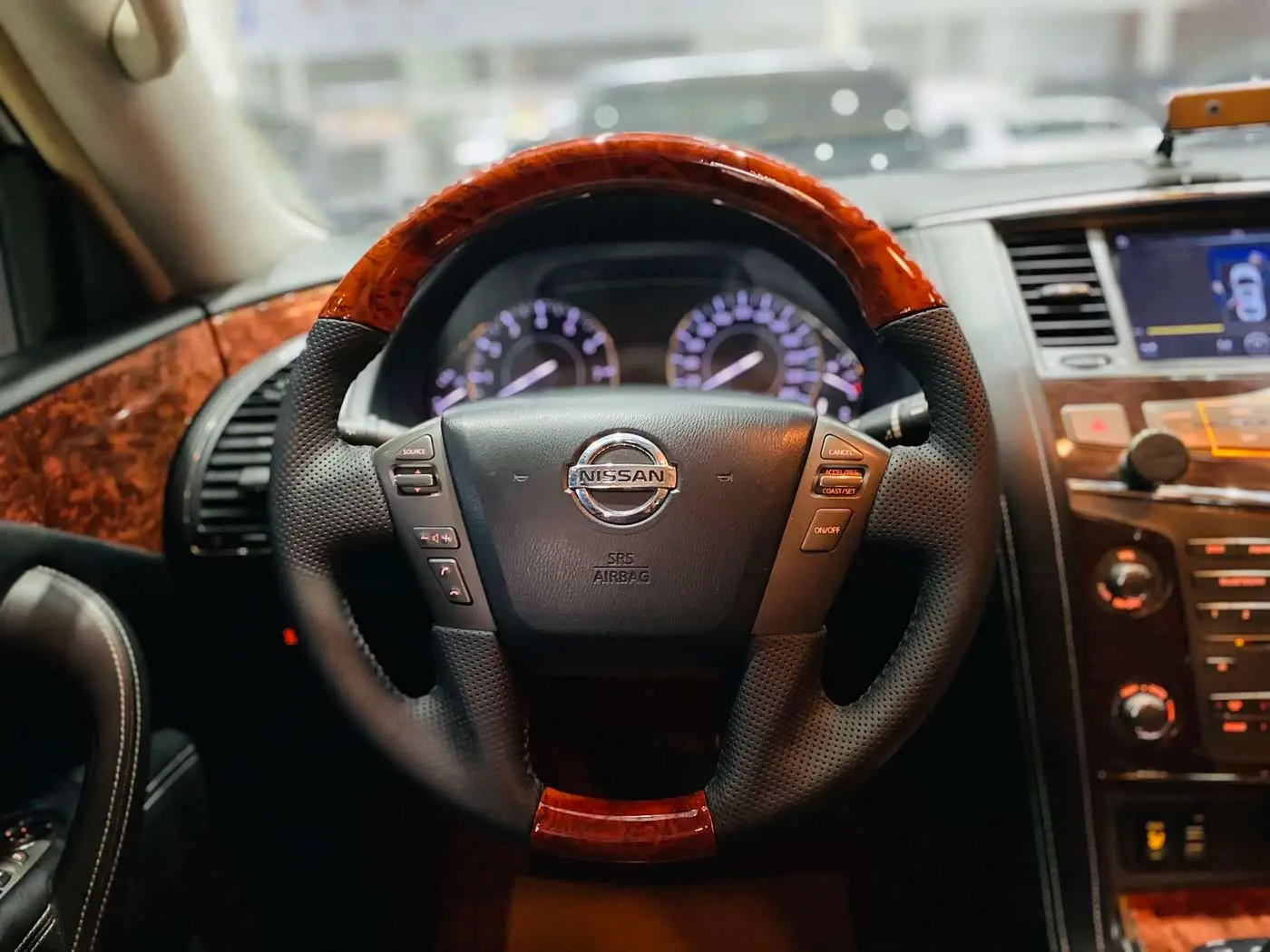 Nissan Patrol 2018 — Şəkil 3/18