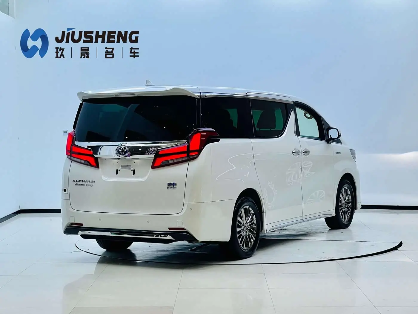 Toyota Alphard 2022 — Photo 9/20