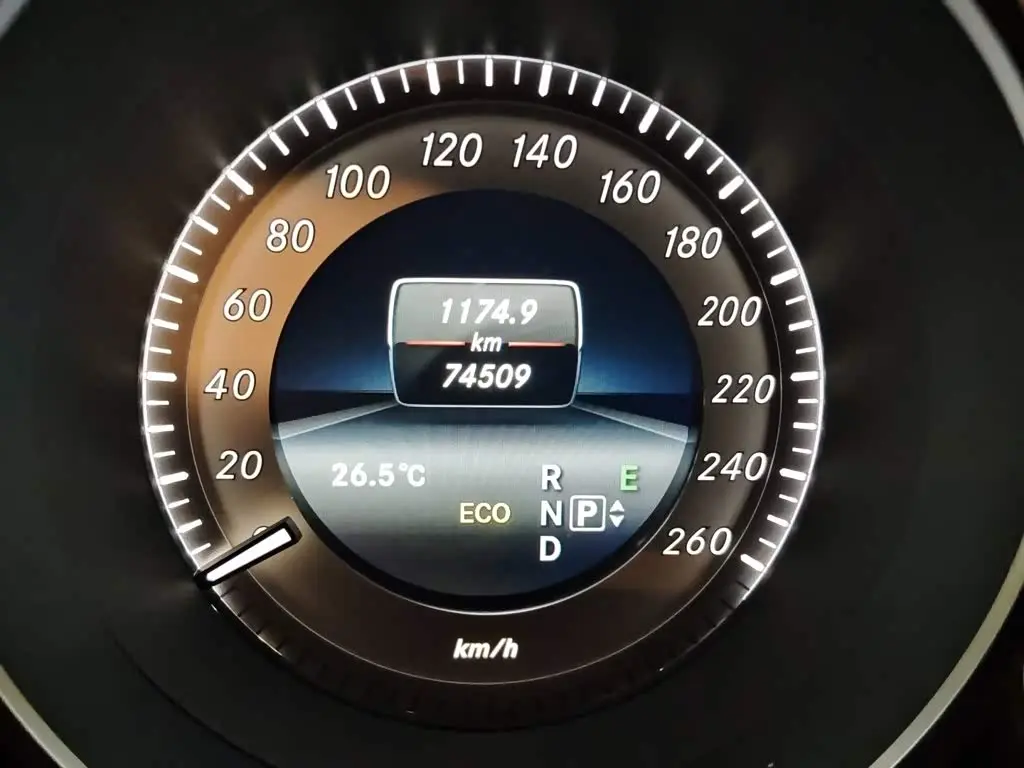 Mercedes-Benz CLS 2015 — Photo 5/20