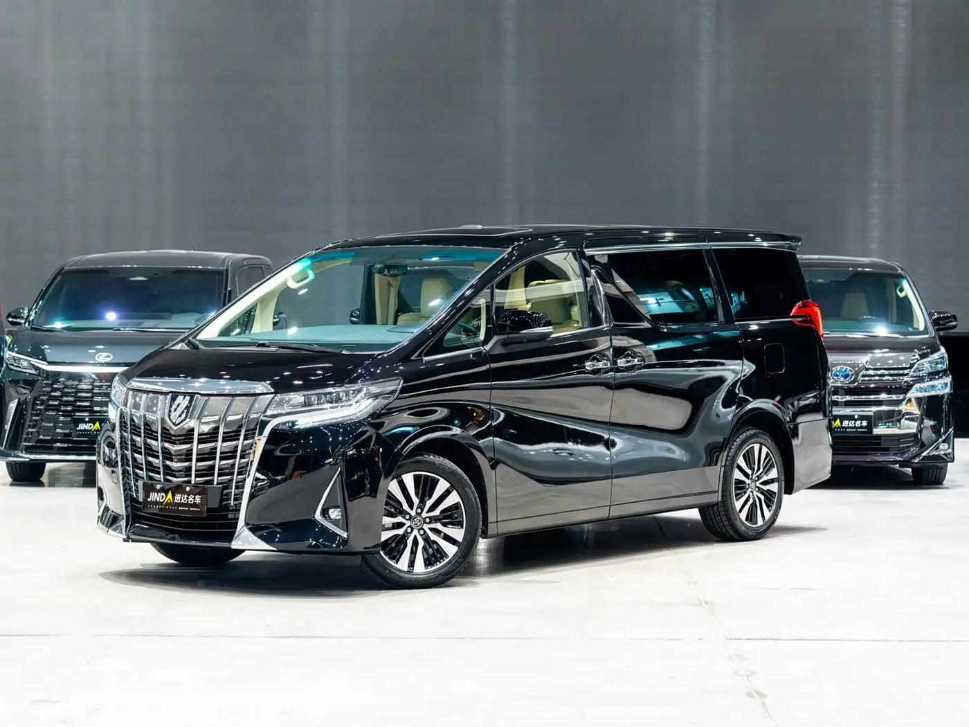 Toyota Alphard, 2019