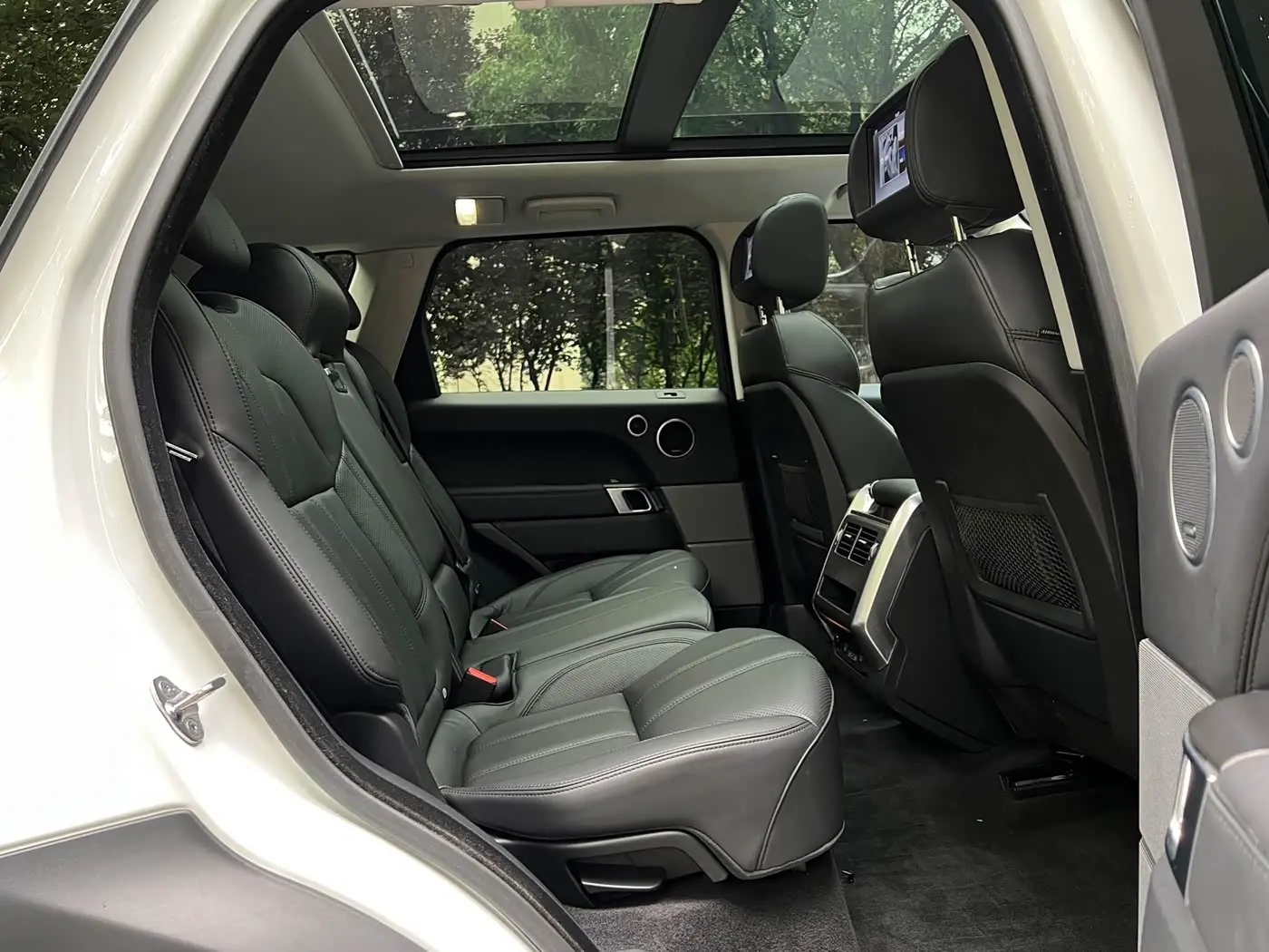 Land Rover Range Rover Sport 2017 — Photo 9/20