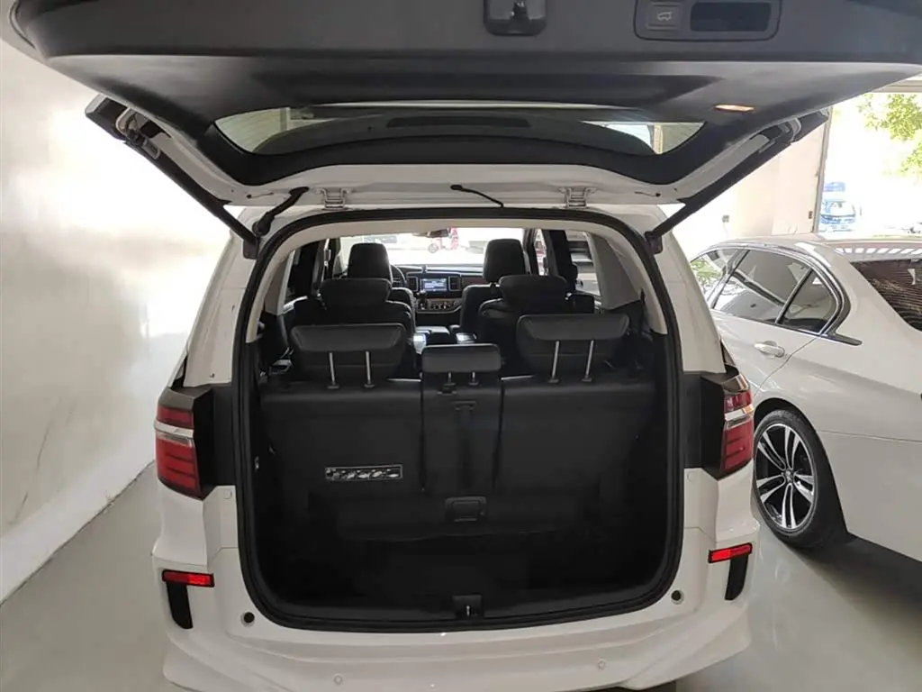 Honda Elysion 2019 — Photo 19/20