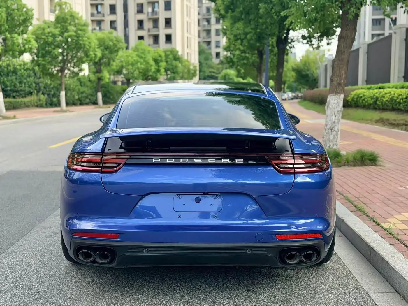 Porsche Panamera 2017 — Фото 12/13
