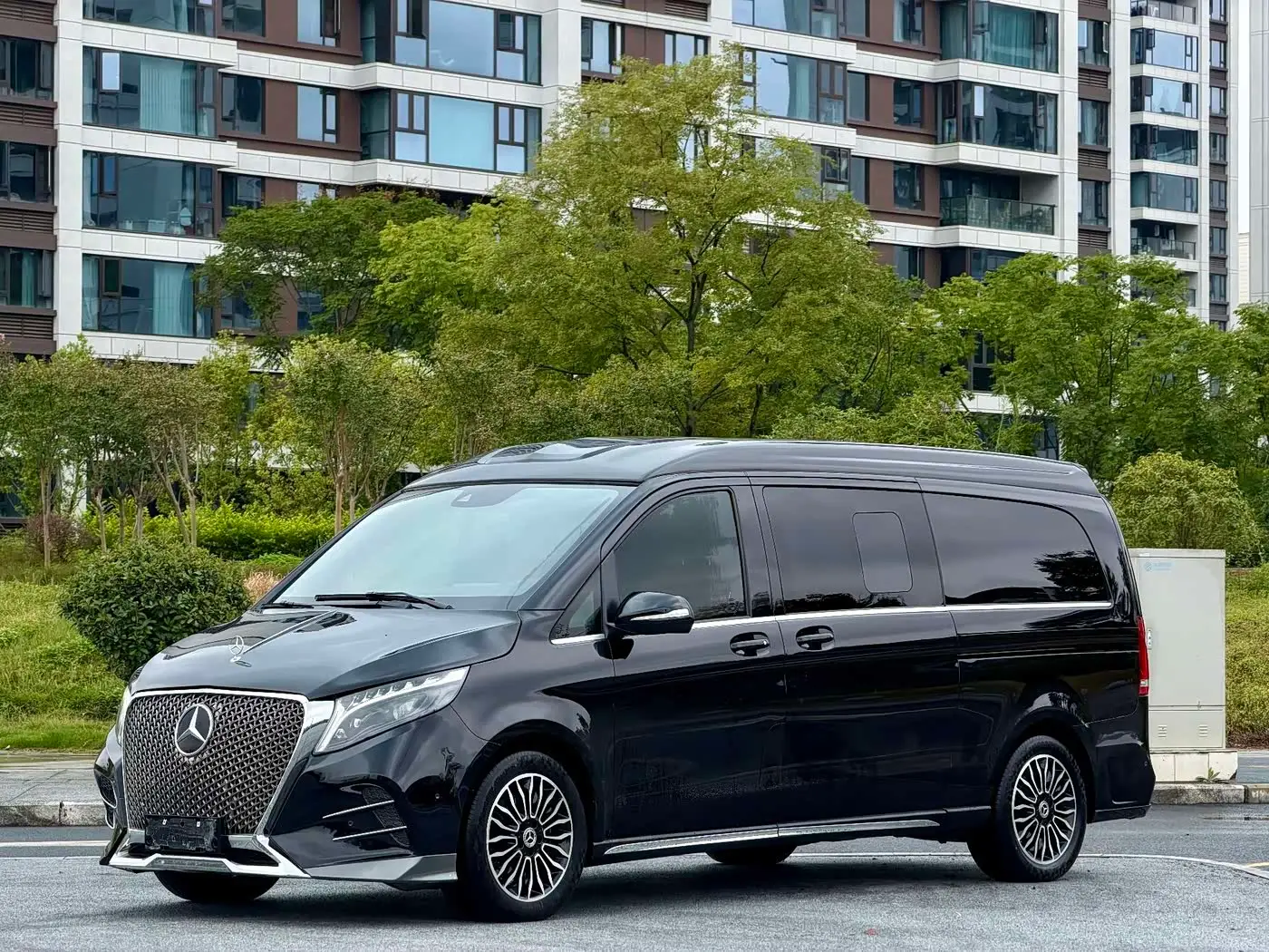 Mercedes-Benz V-Class, 2025