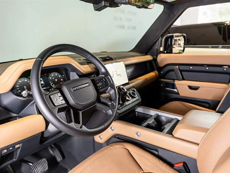 Land Rover Defender 2025 — Фото 6/20