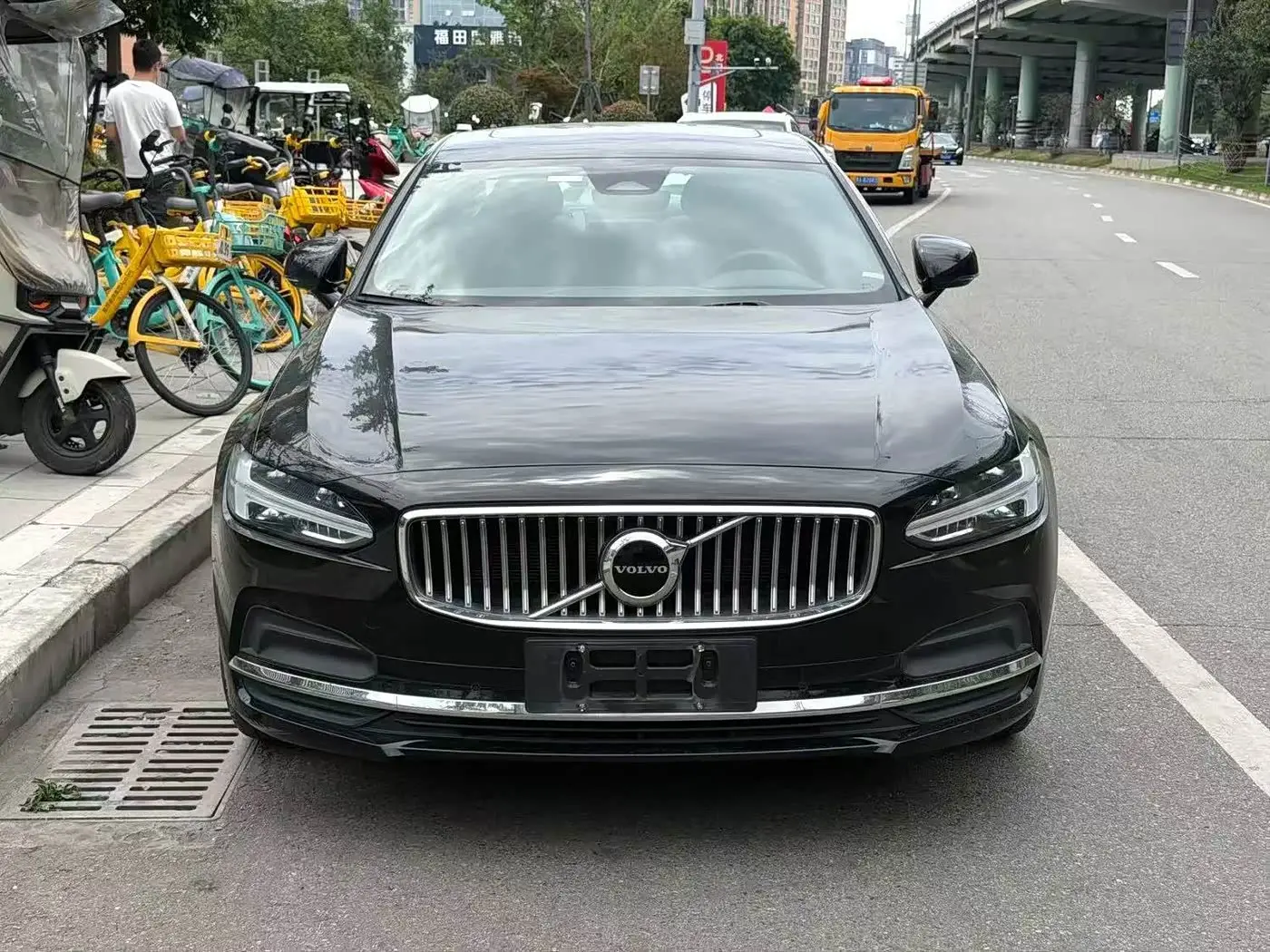 Volvo S90 2024 — Фото 2/15