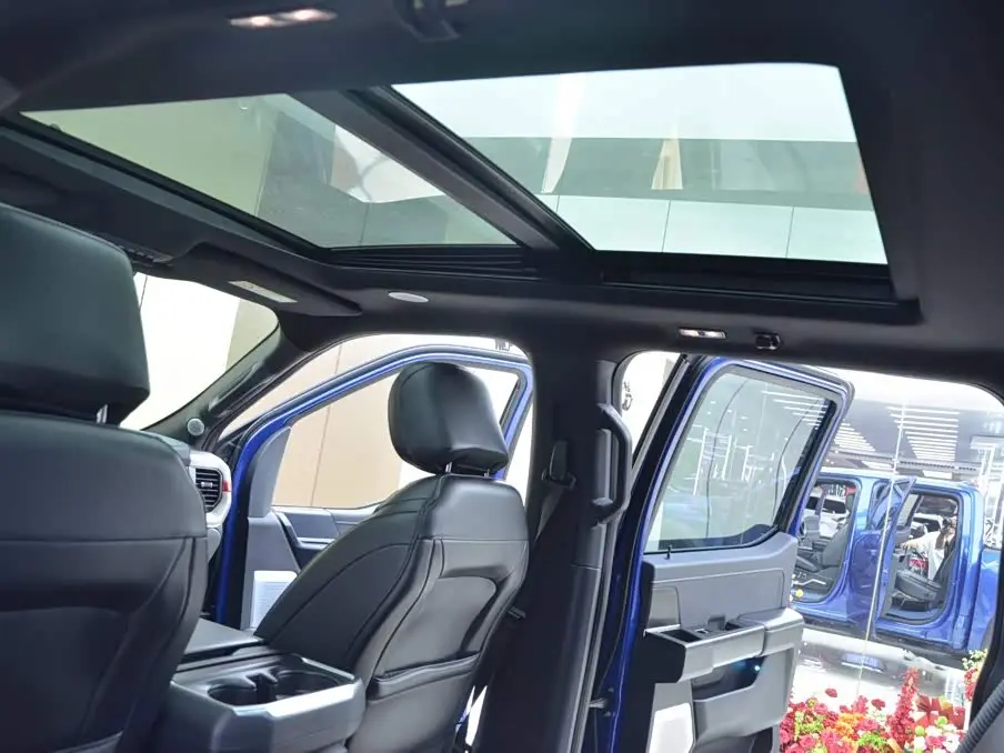Ford F-150 Raptor 2023 — Photo 15/15