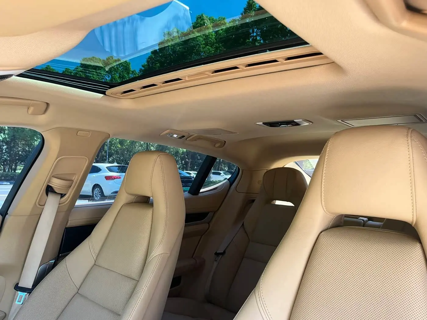 Porsche Panamera 2014 — Photo 13/20