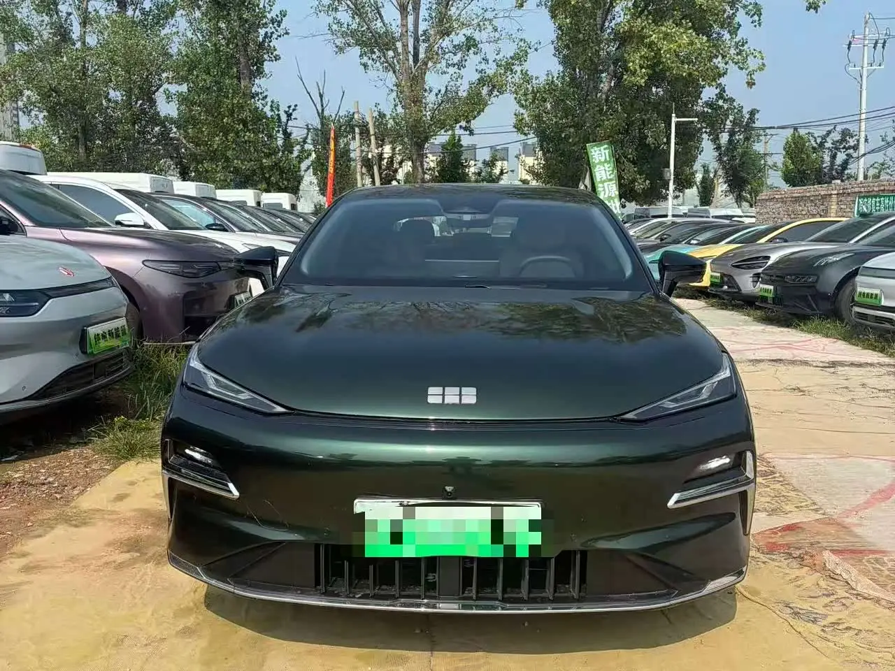 Geely Galaxy Galaxy Xingyao 8 2025 — Фото 1/8