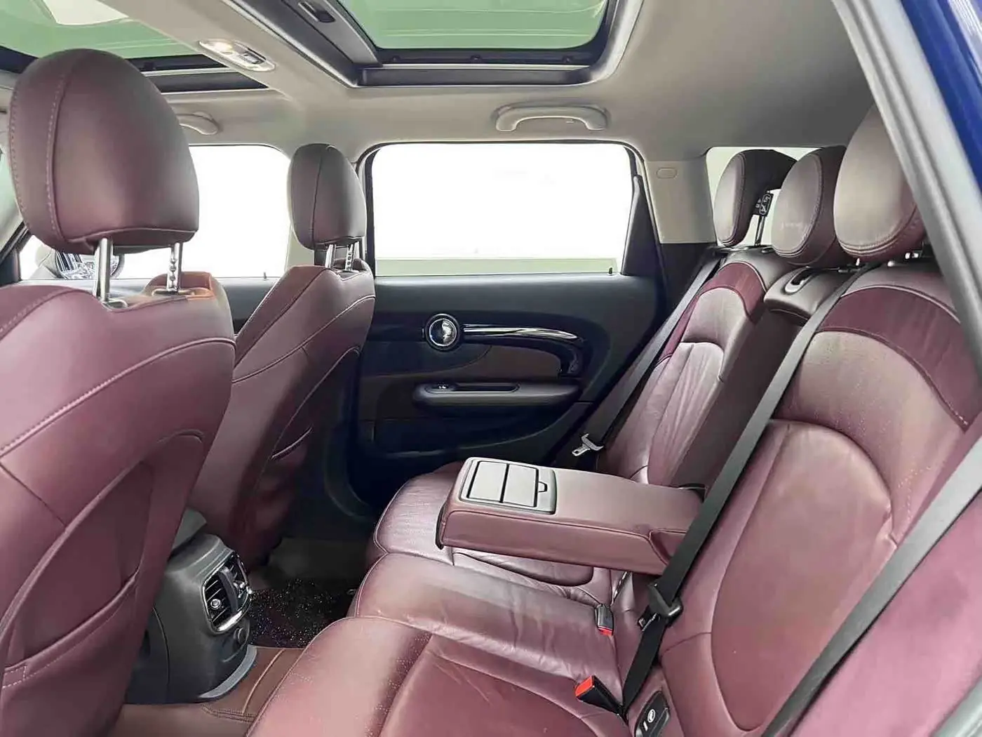 MINI CLUBMAN 2019 — Photo 16/20