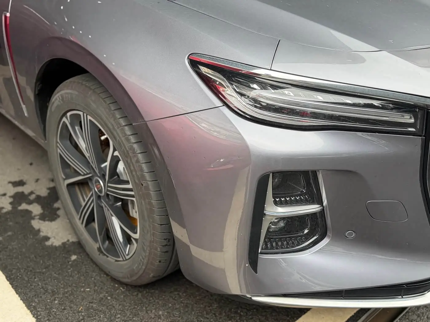 Hongqi H5 PHEV 2025 — Photo 10/10