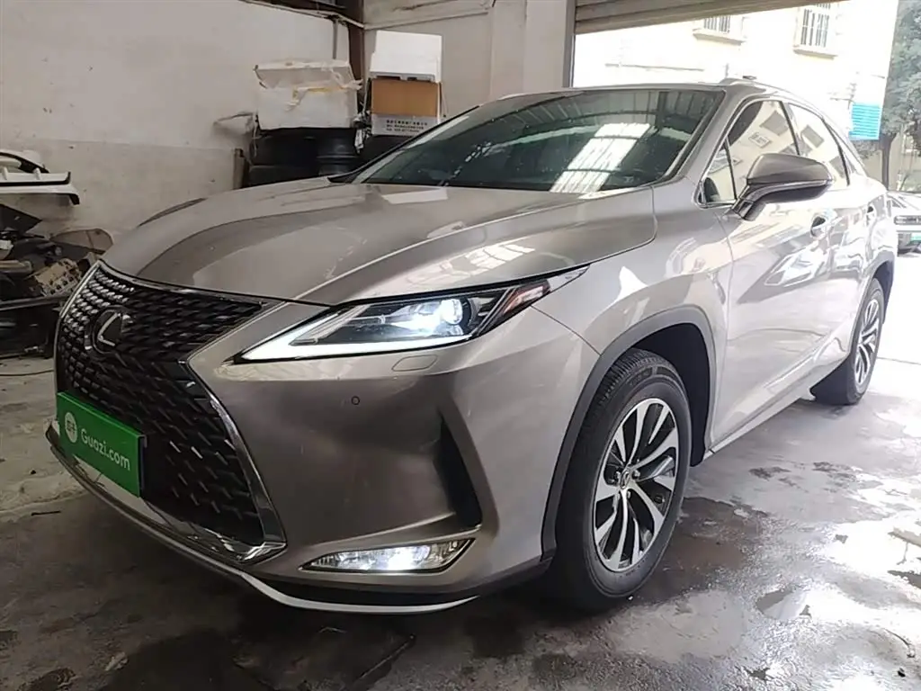 Lexus RX, 2020
