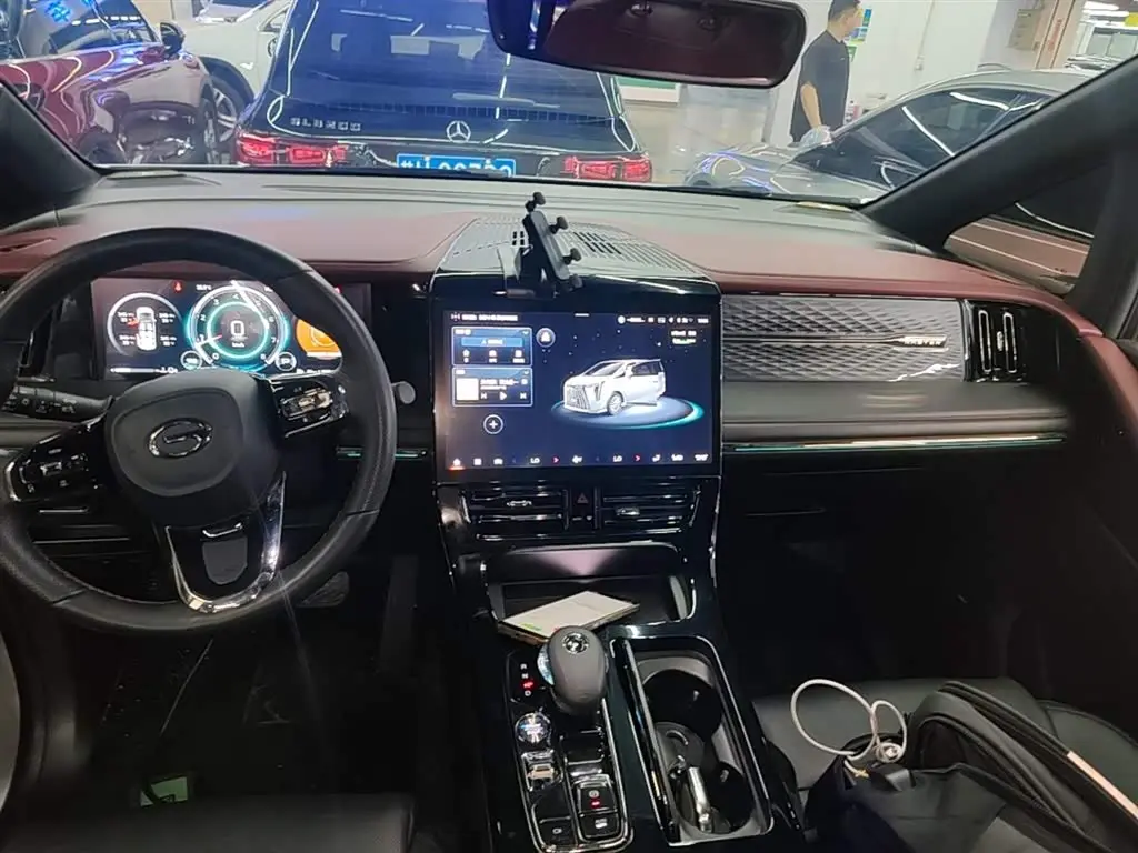 GAC Trumpchi Trumpchi M8 2023 — Photo 13/20