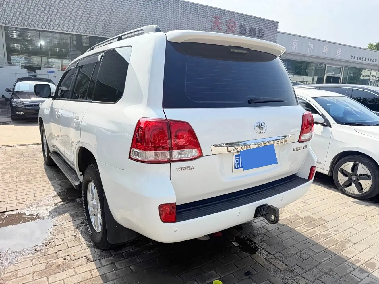 Toyota Land Cruiser 2010 — Фото 15/15