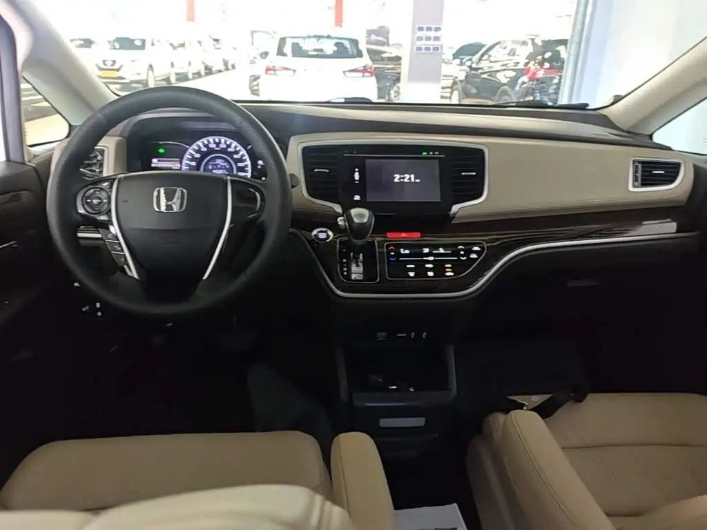 Honda Odyssey 2017 — Photo 10/20