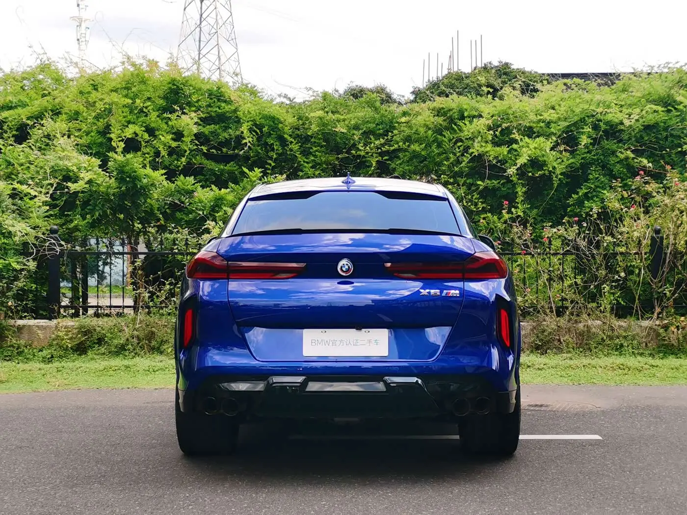 BMW X6 M 2023 — Фото 6/20