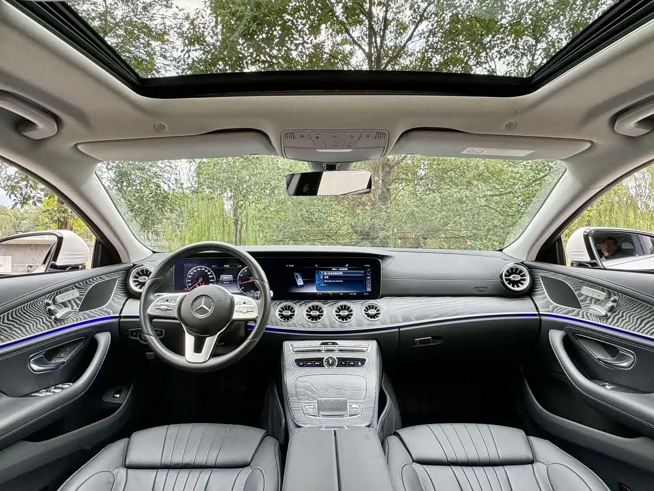 Mercedes-Benz CLS 2021 — Photo 12/15