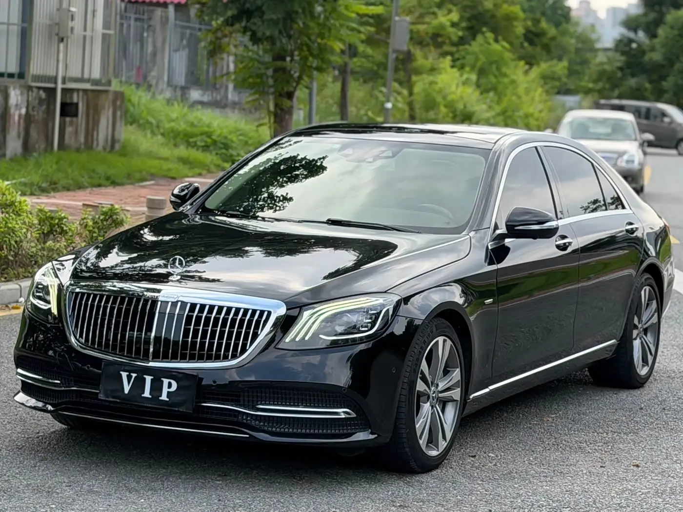 Mercedes-Benz S-Class 2020 — Photo 1/9