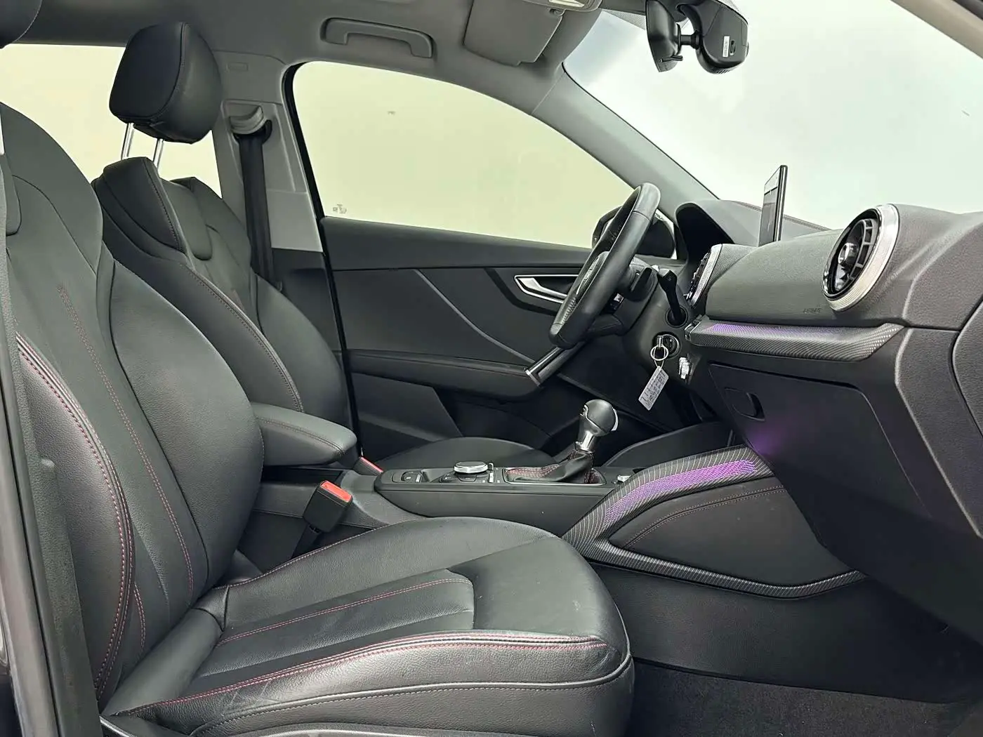 Audi Q2L 2022 — Photo 9/17