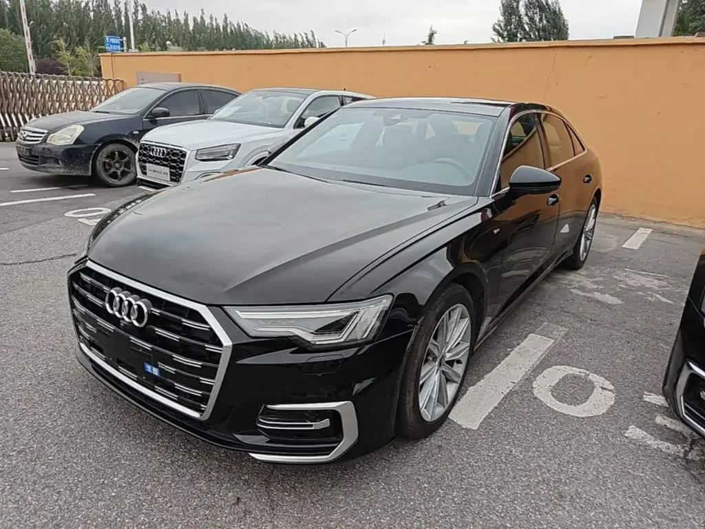 Audi A6L 2024 — Фото 1/20