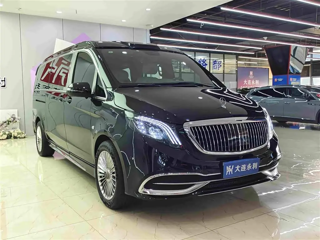 Mercedes-Benz Vito 2023 — Photo 3/17