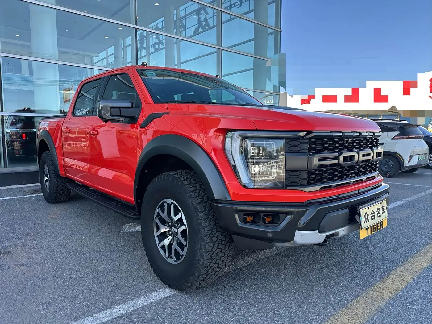 Ford F-150 Raptor 2024 — Фото 3/20