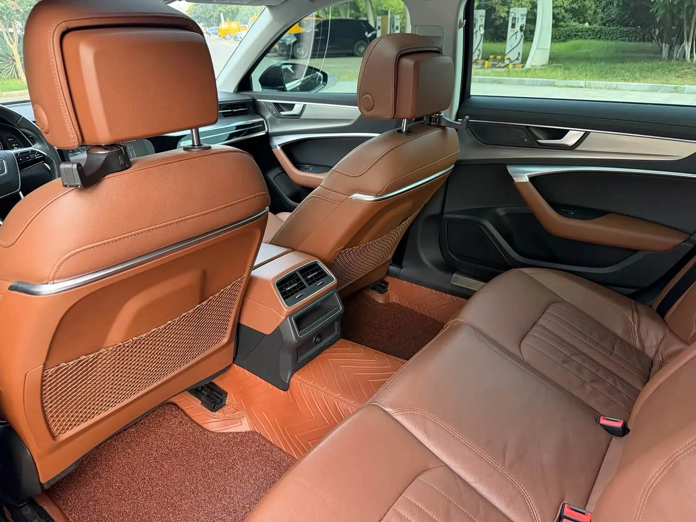 Audi A6L 2020 — Şəkil 15/20
