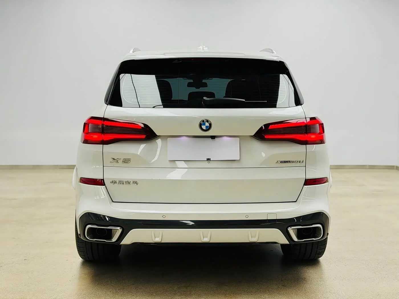 BMW X5 2023 — Фото 5/16