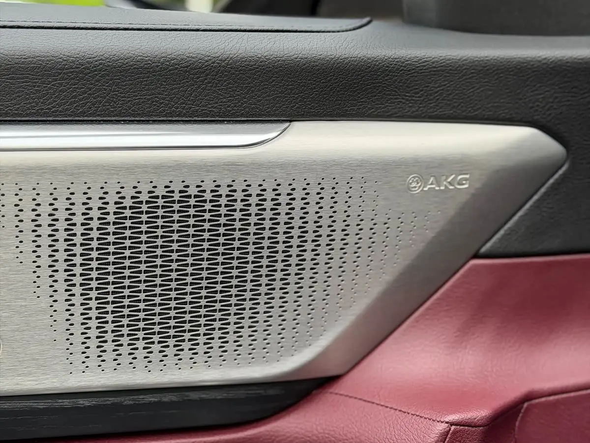 Cadillac CT6 2023 — Photo 10/20