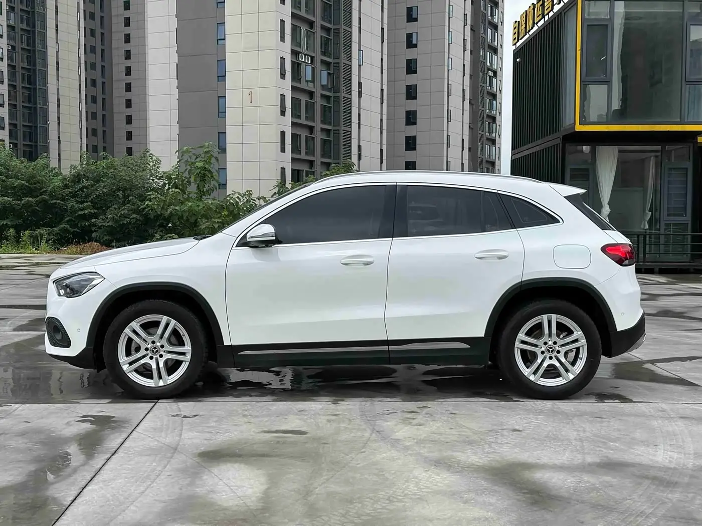 Mercedes-Benz GLA 2021 — Фото 7/20