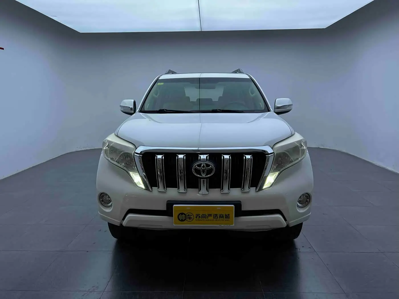 Toyota Prado 2014 — Photo 3/10