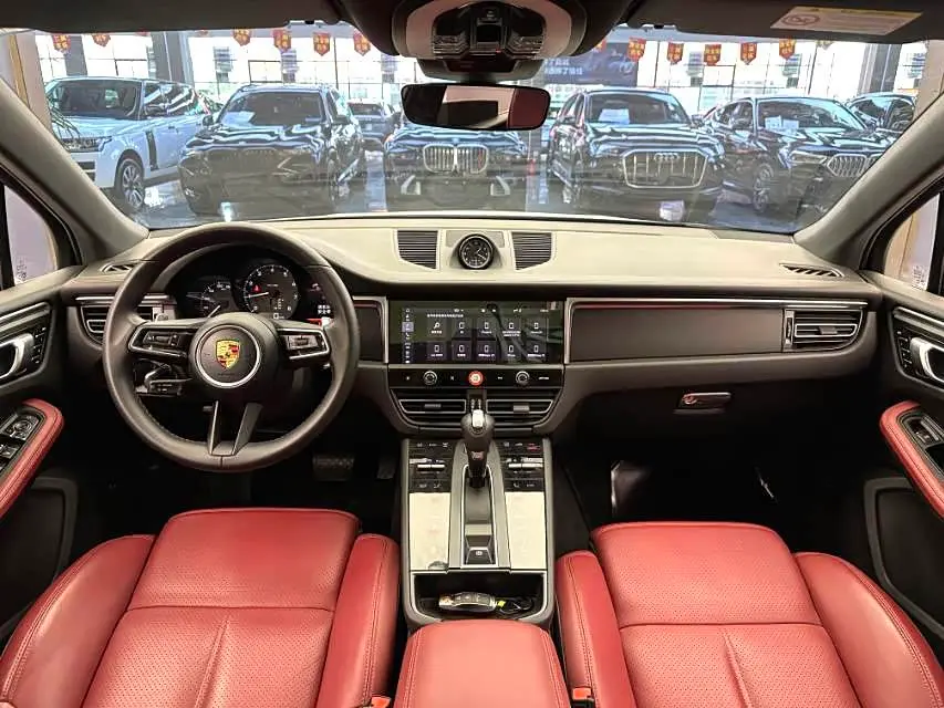 Porsche Macan 2022 — Şəkil 4/9