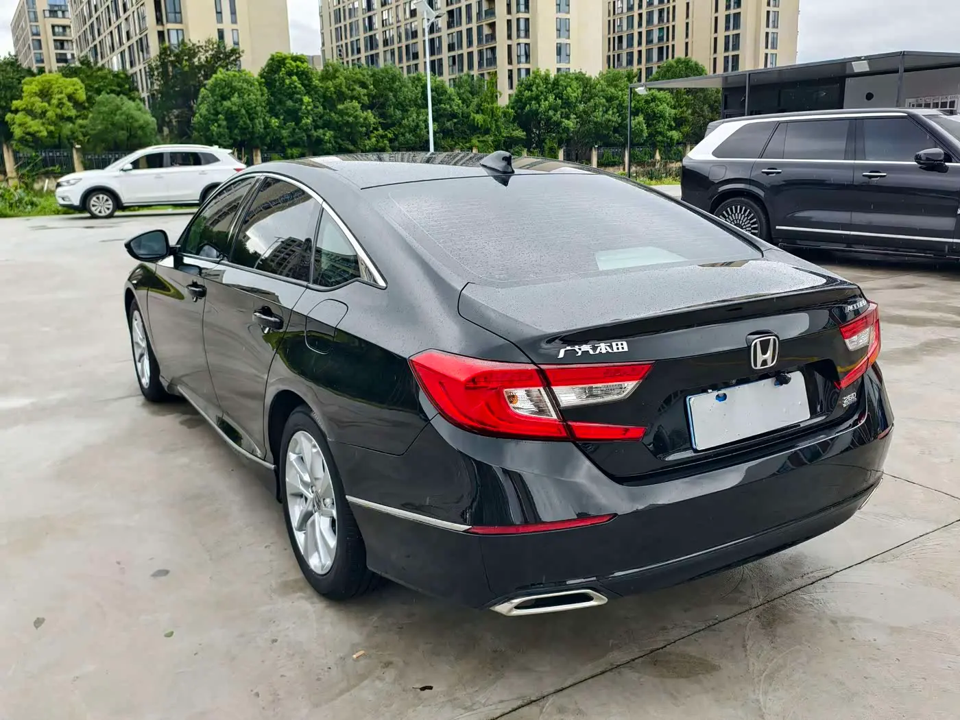 Honda Accord 2021 — Фото 6/15