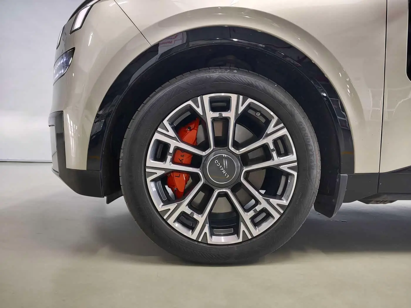 Lynk & Co 900 2025 — Photo 14/19