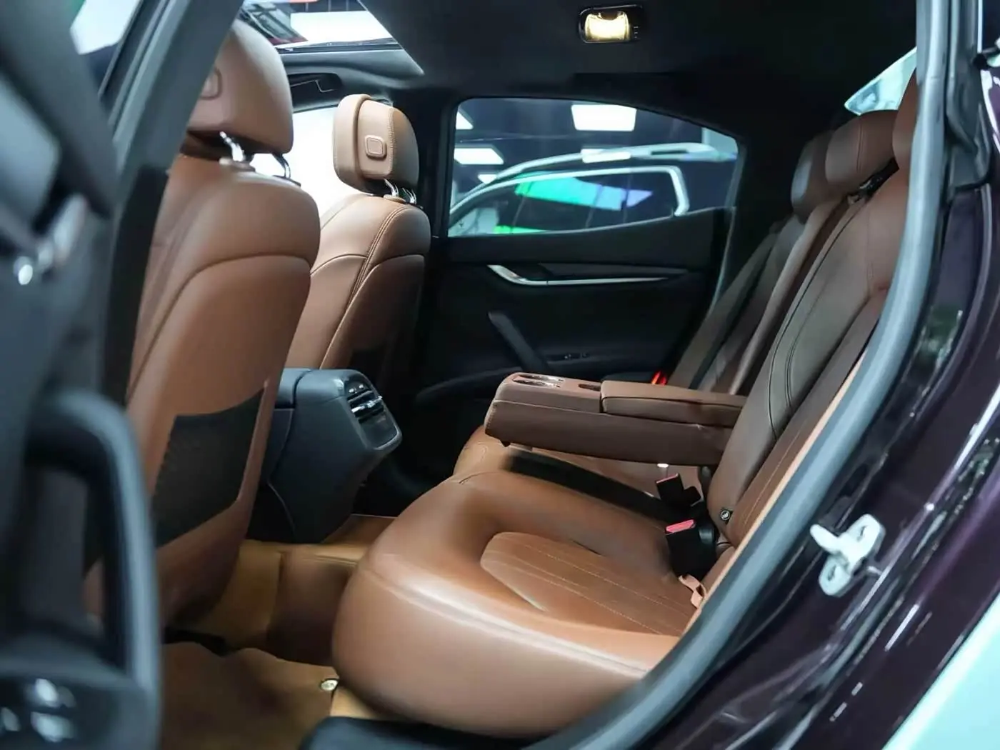 Maserati Ghibli 2017 — Photo 8/12