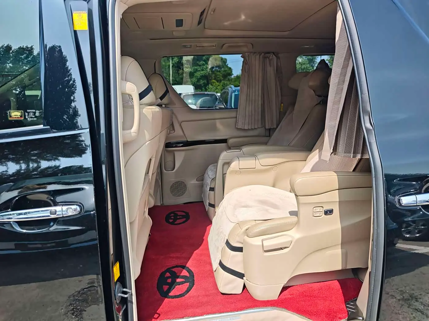 Toyota Alphard 2013 — Фото 8/20