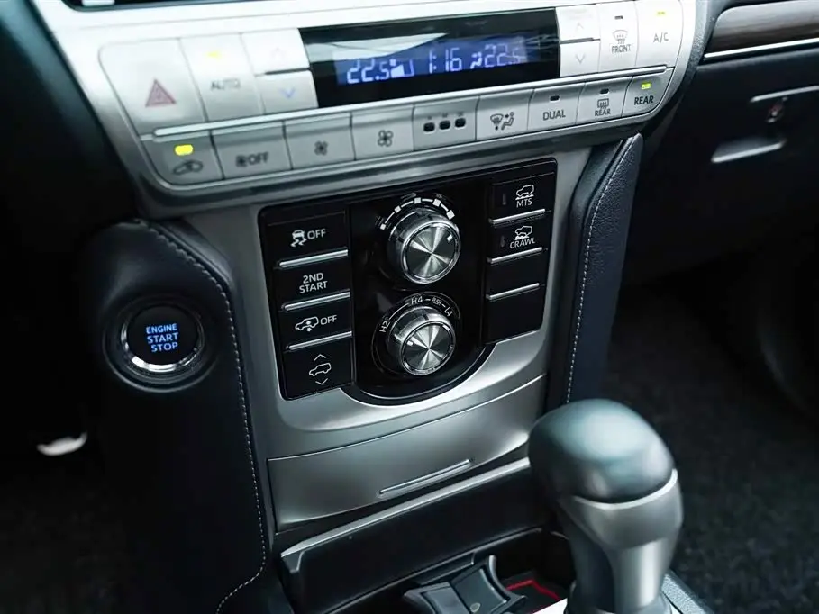 Toyota Prado 2019 — Photo 11/20