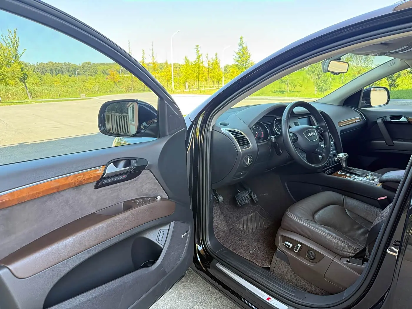 Audi Q7 2015 — Şəkil 8/11