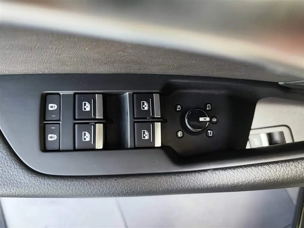 Audi A6L 2021 — Photo 19/20